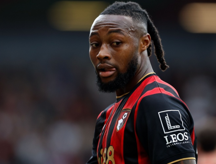 曼城冬窗轉(zhuǎn)會動態(tài)：引援、出售與租借的多面布局